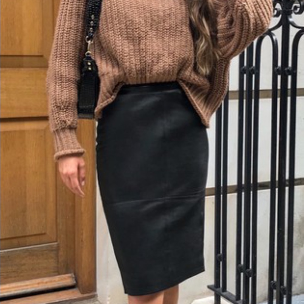 Y2k 90s moda international vintage leather seamed high rise black pencil skirt 4